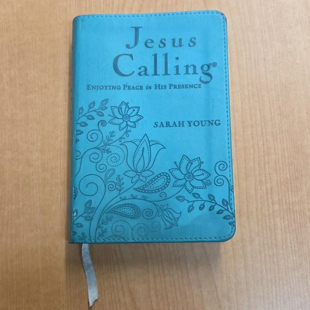 Bundle‎ Of 3 Christian Journals and Devotions Excellent Condition
